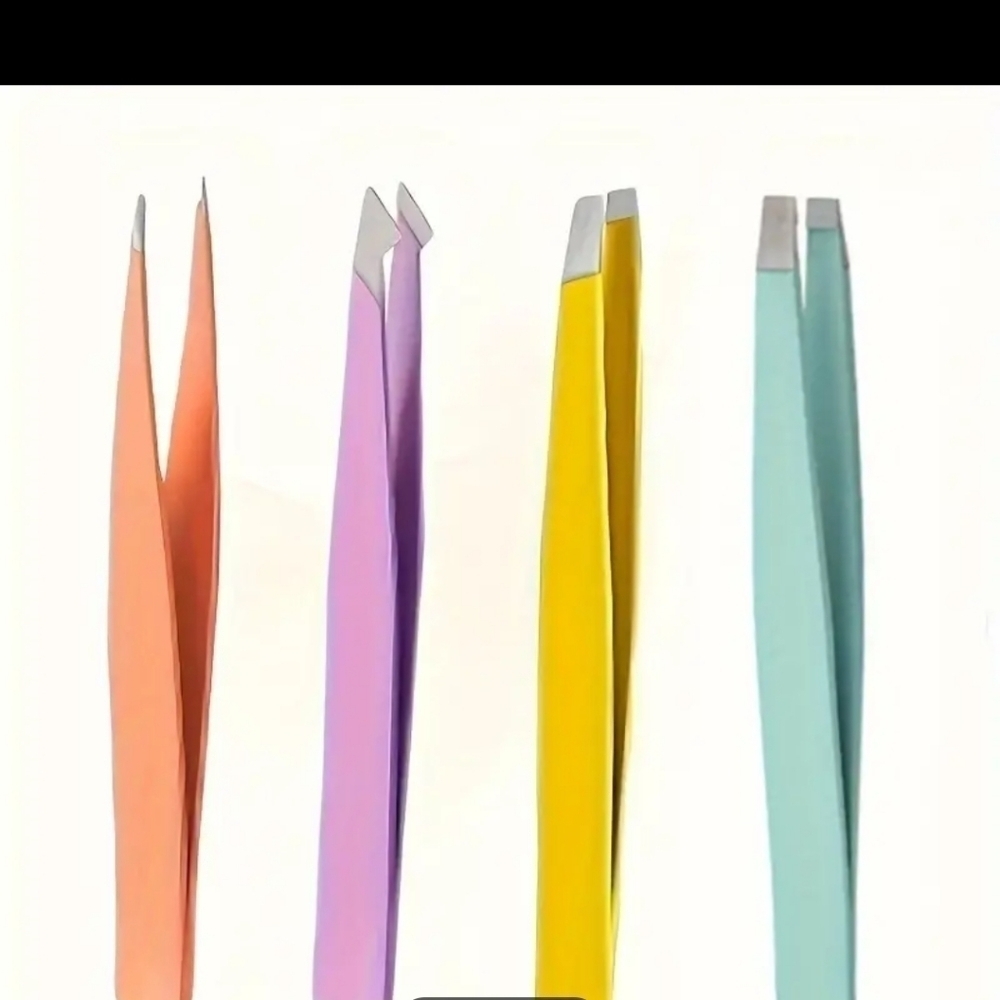NWOT Multi-Colored Tweezer Set